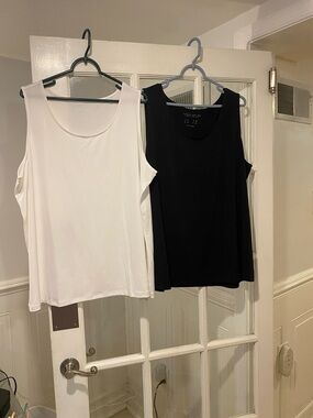Bundle of Susan Graver size 2X top good condition